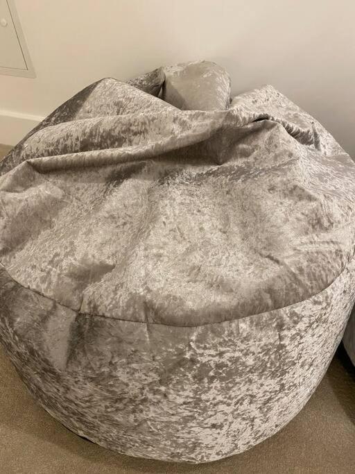 Unrivalled Location - Five Star - Worcester Apartment Екстериор снимка